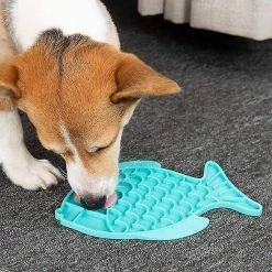Unbranded Pet Slow Feeder Dog Lick Mat Alternative Amusante à Slow Feeder Dog Bowls, Snuffle Mat & Dog Bowls Fish-shaped Slow Food Bowl Colour Blue -nourriture pour chien boutique 642773989 max